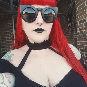 Meet your Posher, Sofia